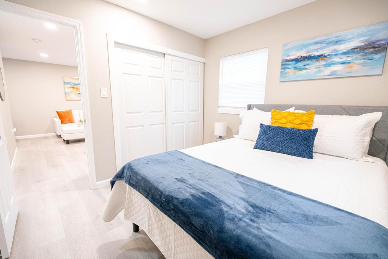 University Serenity Suites 坦帕 外观 照片